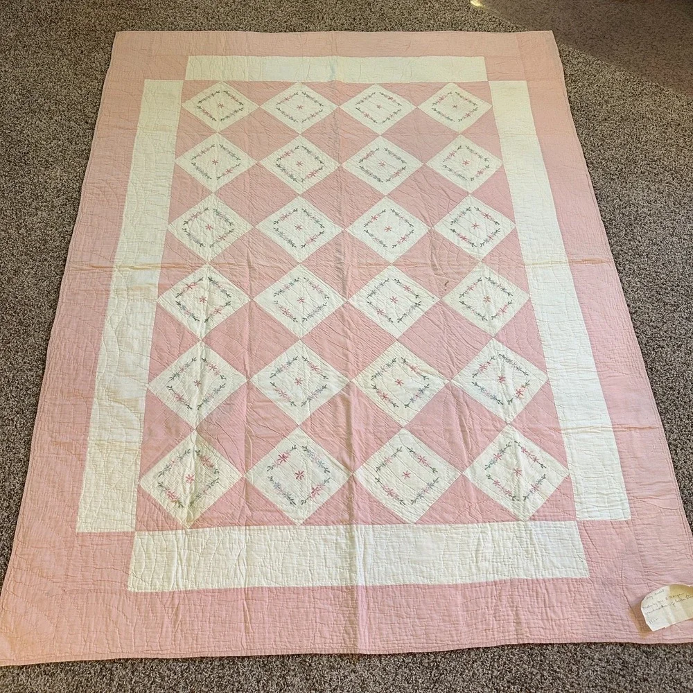 Antique‎ Vintage Handstitched Pieced Quilt Pink & White Baby Blanket 60X77